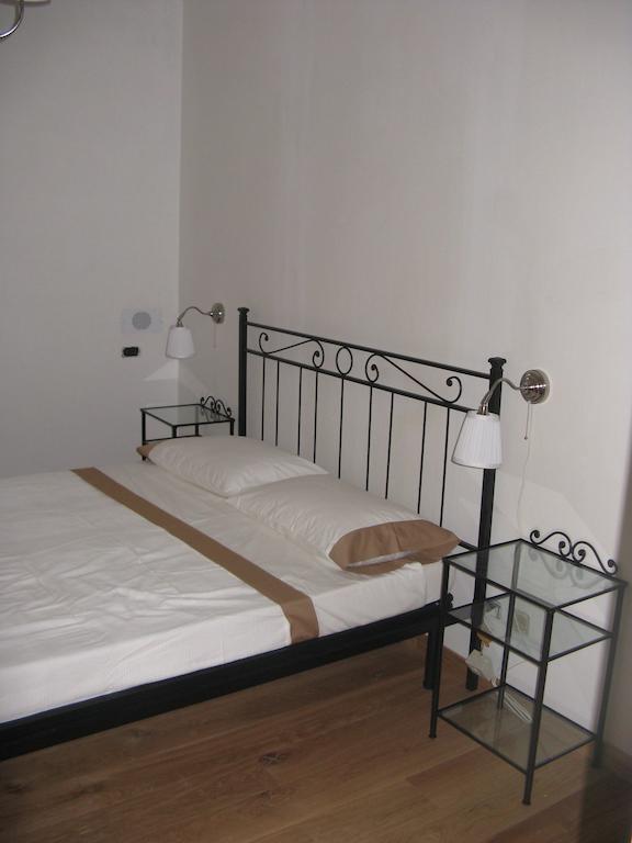Bernardone Hotel Camaiore Room photo