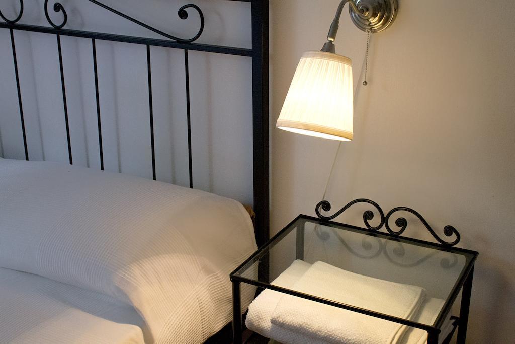 Bernardone Hotel Camaiore Room photo